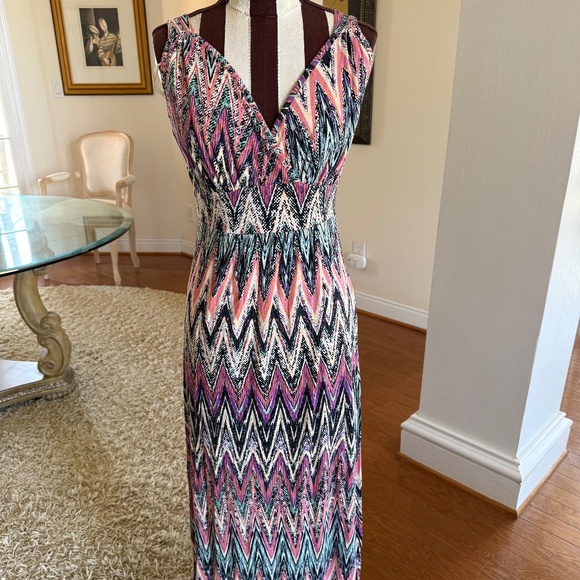 Loveappella Dresses & Skirts - Loveappella Women's Multicolor Chevron Print Maxi Dress Size S/M Cottagecore